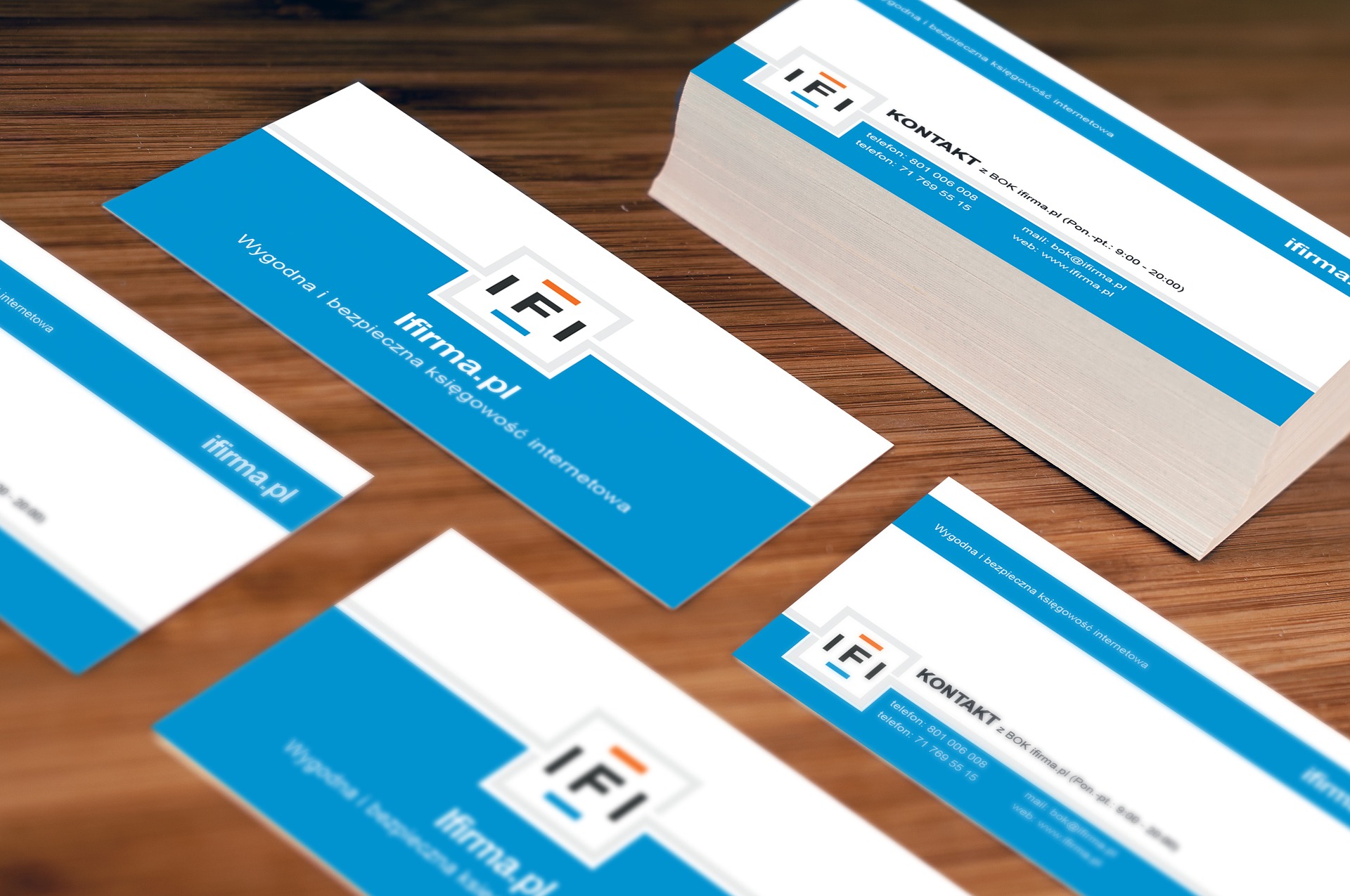 What Your Business Card Says About You and Your Brand